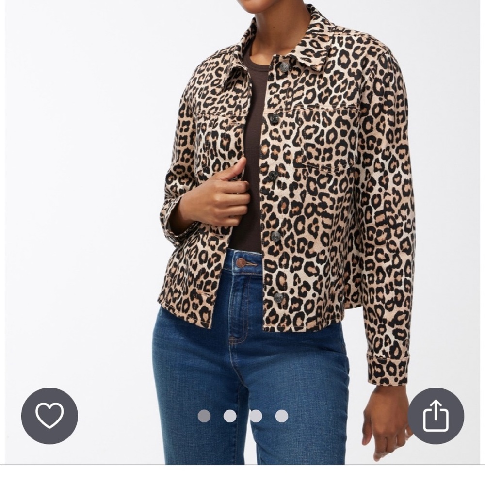 EUC Chicos animal print jeans style jacket with ruched 3/4 sleeve. Sz 2 (US 12)